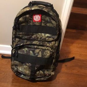 NWOT Element camo backpack